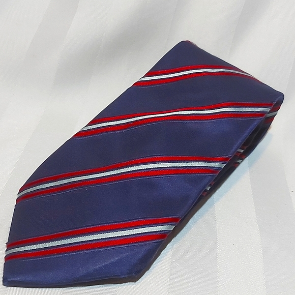 Burberry Other - BURBERRY SILK TIE AUTHENTIC!